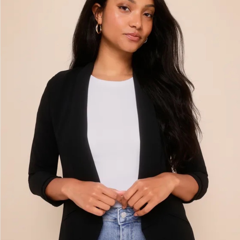 Lulu's Miss Punctuality Black Lightweight Blazer - Picture 3 of 5